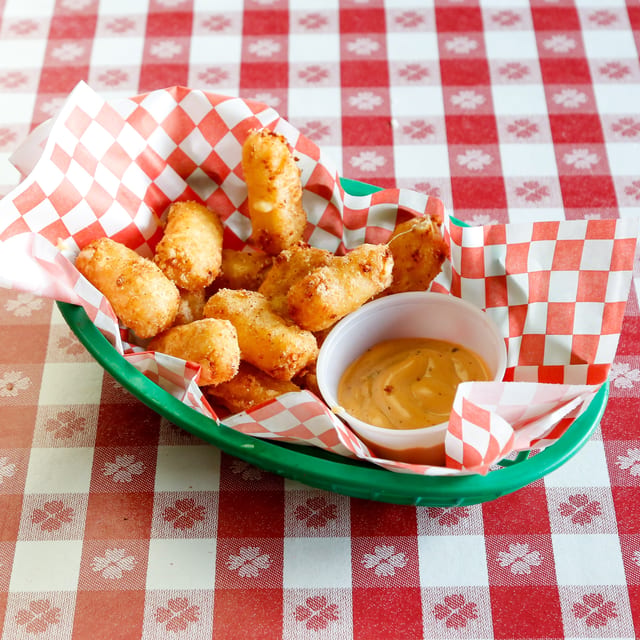 Gouda Mac N Cheese Bites.